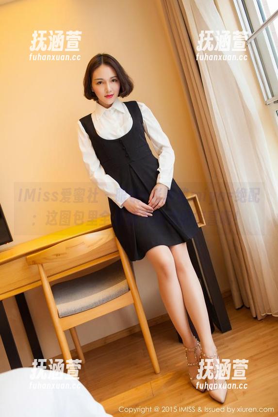 IMiss爱蜜社-张静雅miya IMiss爱蜜社 - 眼镜+张静雅miya=绝配:这图包里全是我不知道的惊喜啊!