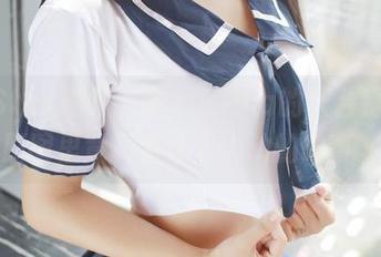 MFStar模范学院 – NAna的天台探险，原图里竟藏着让人心动的故事。