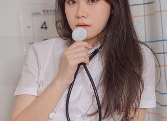 翻看“Sira(시라)JK”的私拍，美图真是一种奇妙的吸引力，让我停不下来了……