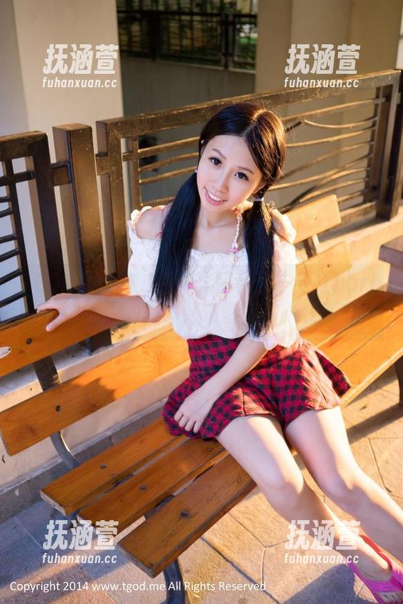 TGOD推女神 - 图集大揭秘：岑苑之barbiebaby的美脚，哪里藏着小心机？