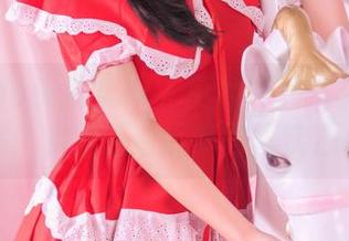 TouTiao头条女神 – 幻雪儿的浴缸岁月全集：水里藏着的梦与真实原图