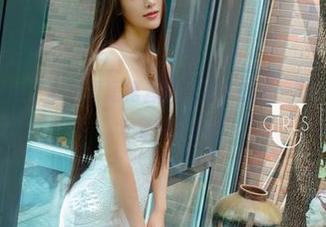 UGirls尤果网 – 安沛蕾短裙套图：那些在阳光下的迷人瞬间，分享给你们