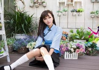 UGirls尤果网 – 黛斯羽的白裙正当红，图都免费送给你，快来看看吧，不看就亏了！