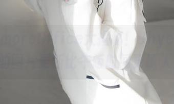 DeepmoreOffice大揭秘！Uhye(이유혜)的图片更新比午饭时间更诱人！