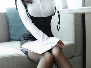 Xiuren秀人网 – 女孩写真新势力：来瞧瞧Elise谭晓彤的图片，你绝对想留着下载！