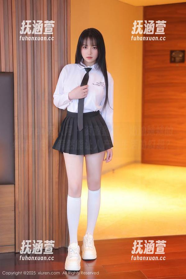 Xiuren秀人网 - 资源整理：奶油妹妹的丝袜图包，竟然能让人产生生活的幻想？