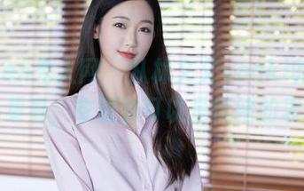 Xiuren秀人网 – 从林文文yooki的蕾丝作品集看，衣服也可以是情绪的表达？