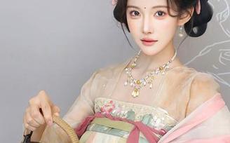 Xiuren秀人网 – 免费线索揭秘：林昔予yorki美足下载竟然这么简单！