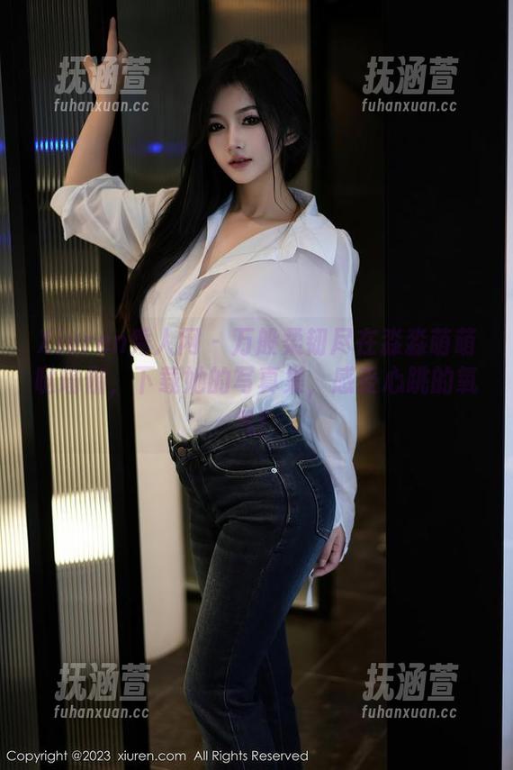 Xiuren秀人网 - 万般柔韧尽在淼淼萌萌哒瑜伽，下载她的写真集，感受心跳的氧气！