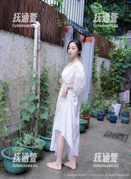 Xiuren秀人网-陆萱萱cecillia Xiuren秀人网 - 让陆萱萱cecillia的纯白写真打动你,免费分享,幸福感满满!