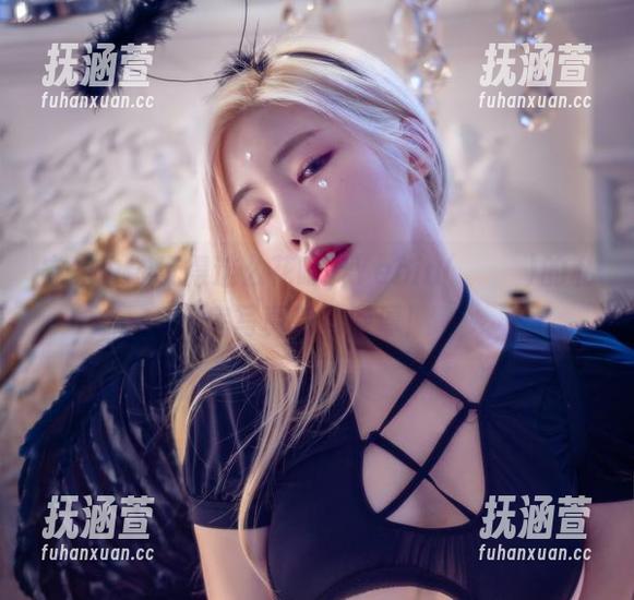 宅家也能玩得这么花哨，Yebin(전예빈)的私房写真功力深厚！
