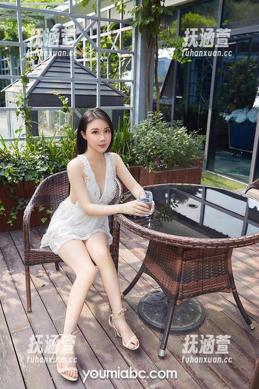 YouMi尤蜜荟-小热巴 YouMi尤蜜荟 - 东欧铁骑与小热巴的梦幻组合:作品集资源值得收藏吗?