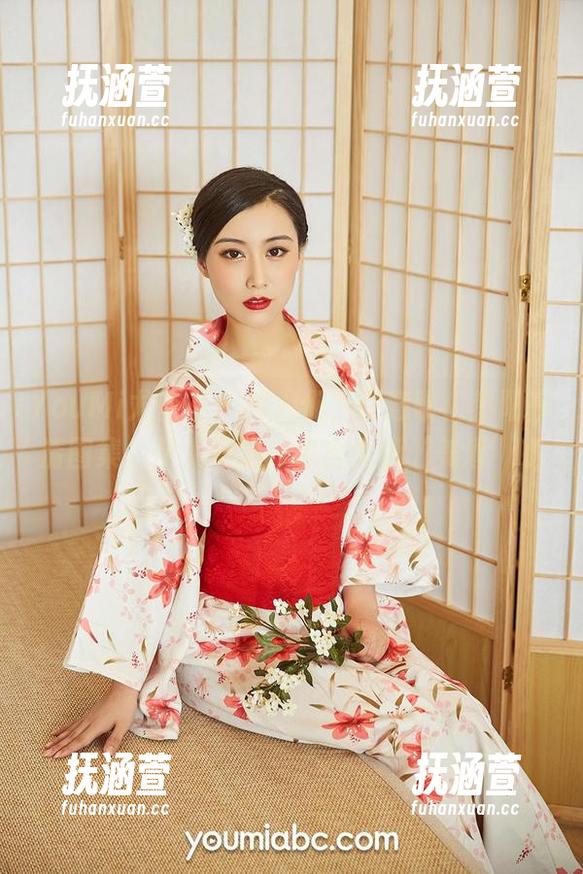 YouMi尤蜜荟 - 男人们，注意啦！易阳高清图集，伊人如酒，包含大量‘美酒’哦