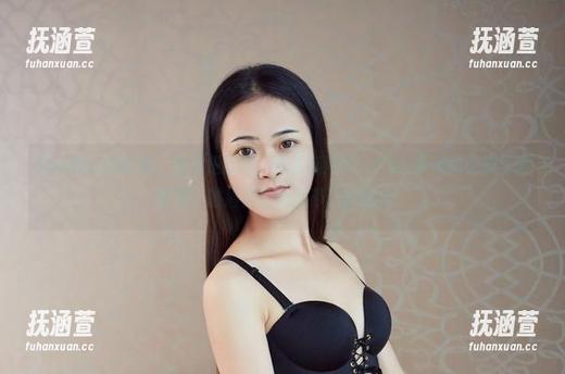YouWu尤物馆 - 这不是狐狸，是孟狐狸FoxYini带来的女孩写真图集，愁眉苦脸也挡不住的魅力！