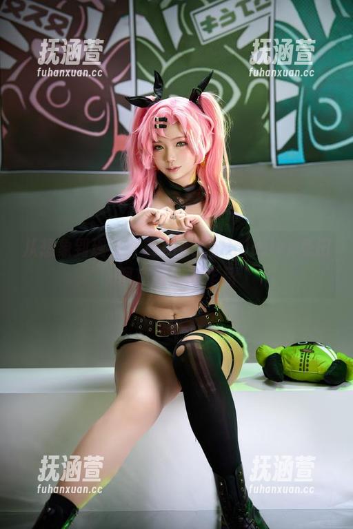 从想象到现实：ZinieQ的Hololive兔田佩克拉定制作品