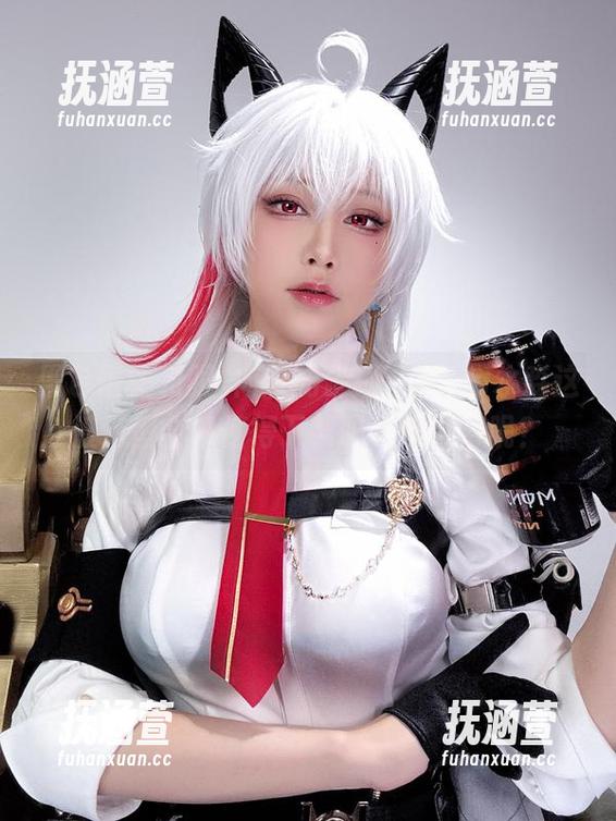 黑色蕾丝和服+内衣的碰撞，aqua水淼这波造型合集值得下载吗？你觉得呢？