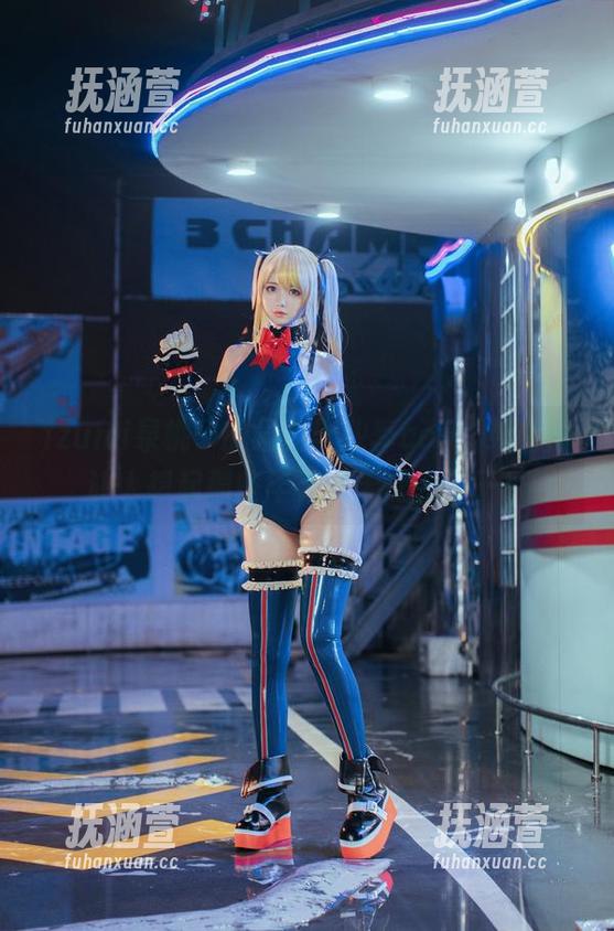izumi泉桃子 izumi泉桃子的最新毕业季cos,纯白得让人想起那些年无忧无虑的日子!