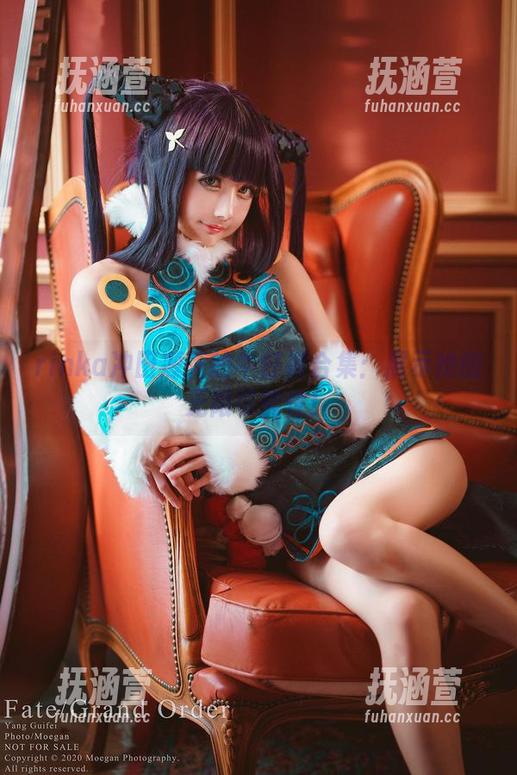 rinka冲田凛花的牛仔裤合集：展示她的无限可能性！