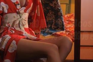 一米八的大梨子的黑贞兔女郎cos大揭秘，分享她如何变身为梦中的角色！