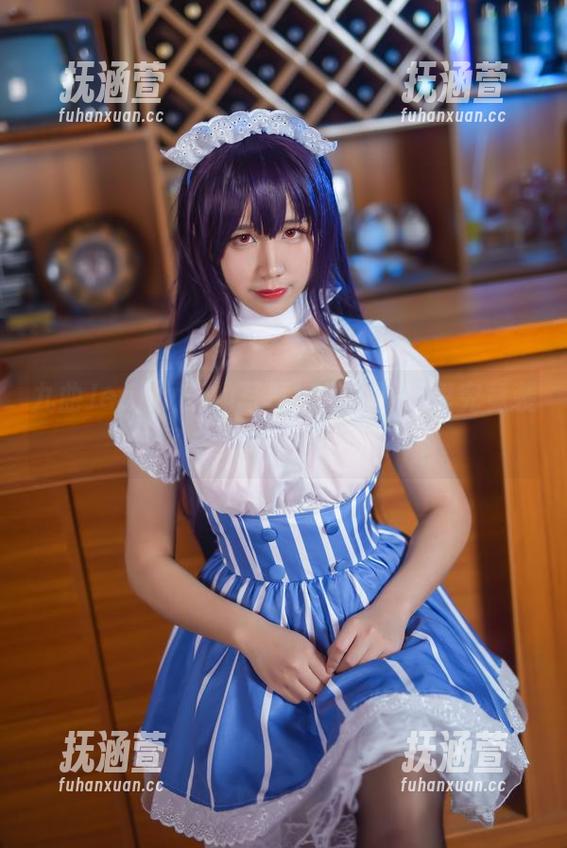 九曲Jean 九曲Jean女王的写真披风,网盘里究竟装了多少华丽与神秘?