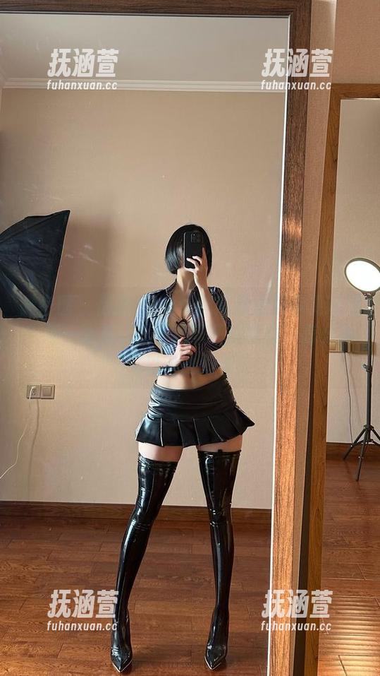 俏妞t 微密圈 - 俏妞t黑丝长腿高清合集你见过没?每一张都让我下意识想深呼吸,怎么还可以这么好看?