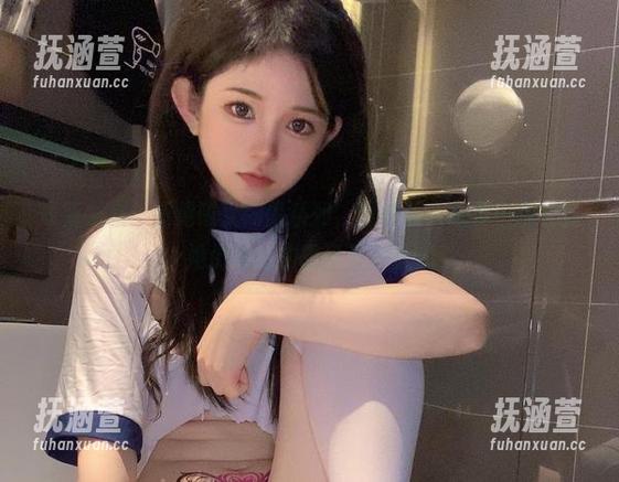 最新发布！倦倦喵女同事系列，图片让人想要一探究竟，她们背后的故事是什么呢？