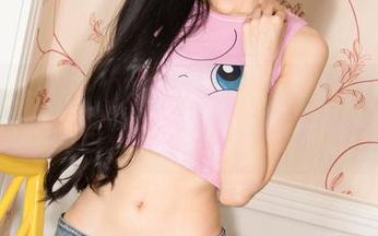克拉女神 – YOYO高耸入云，高清分享，你的自拍小怪兽汹涌而来！