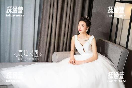 克拉女神-婇妮 克拉女神 - 婇妮长脚夹趾鞋的高清合集,忍不住想说,谁敢不爱?