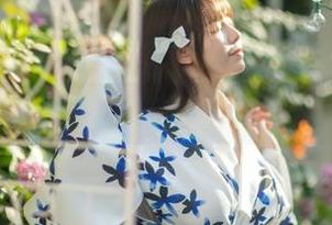 在线欣赏六味帝皇酱豹纹写真，高清呈现每一圈都无比动人！