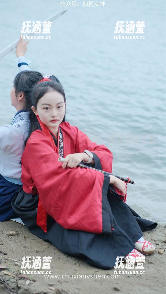 初夏女神-点点 初夏女神 - 最新女仆系列,点点又让人忍不住多看几眼…