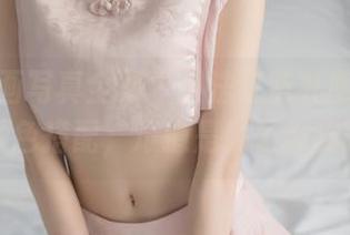 喵糖映画写真全集“贝法红蓝礼服”——这颜色搭配，难道是为了撩我吗？