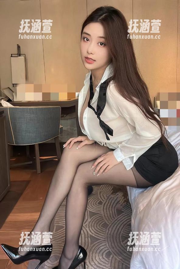 奶雯 微密圈 - 黑色的奶雯,全集在此,快来下载你的私藏!