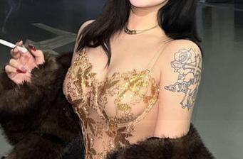 微密圈 – 观看小优优子的厨娘大制作，连面粉都被她的魅力吸引了！