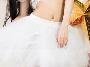 尤果网 – 在一只香蕉船的毛衣写真中，探索那些不为人知的资源
