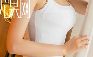 尤果网 – 沉醉于陈怡曼的户外照片：这是资源，还是心动的借口？