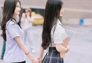 尤蜜荟 – 围观“梦心月”的女友套图，不收费可是太有诚意了！