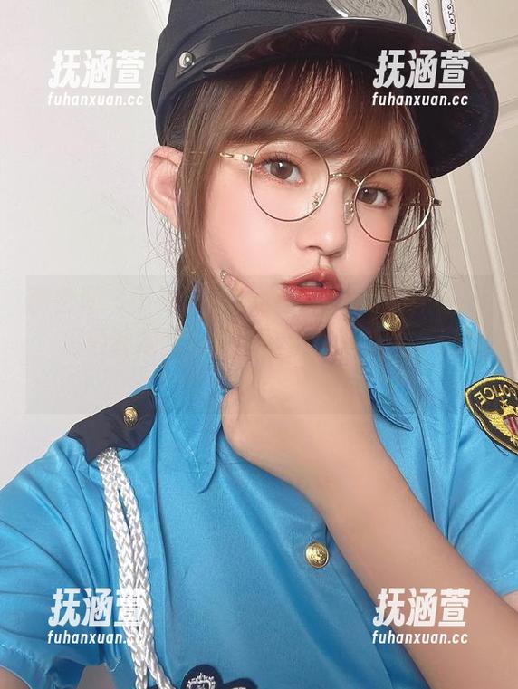 微密圈 - 下载张思允nice的jk制服作品集，想看看她的巧妙搭配是怎么让人心动的？