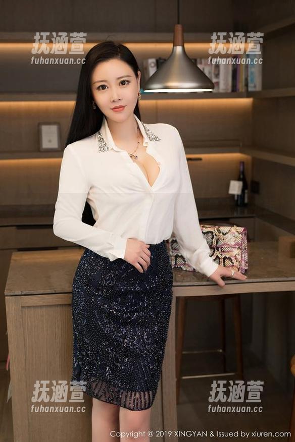 星颜社-黄寒娜 星颜社 - 黄寒娜白丝原图,真是太会挑逗我的眼球了!