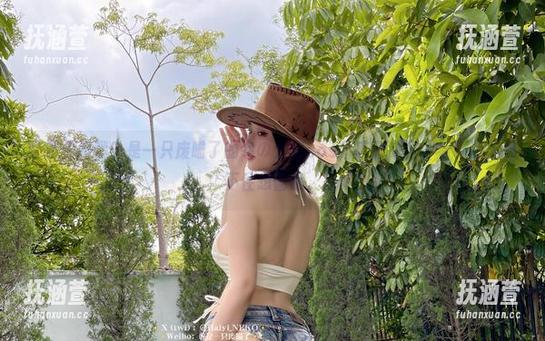 要不要闭嘴？是一只废喵了的冬の太阳cos分享又来了，看了让人忍不住想偷懒。