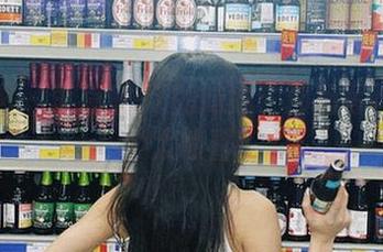 微密圈 – 李嘉欣97的妹妹：那组写真真是个大惊喜！
