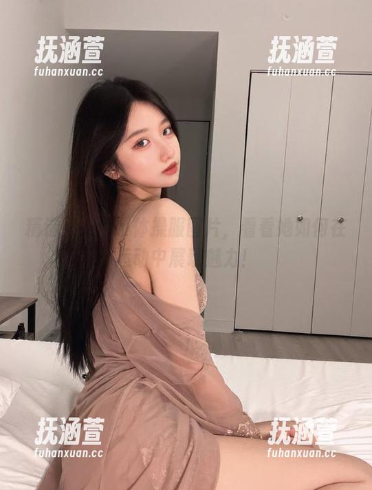 精选果咩酱w体操服图片，看看她如何在运动中展现魅力！