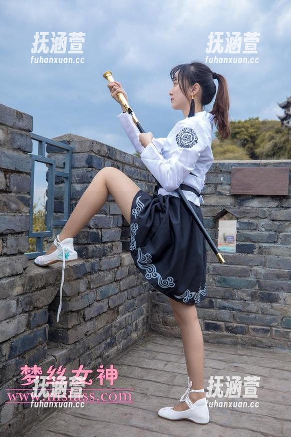 梦丝女神 - 璇璇长筒袜合集——浓浓的视觉诱惑，谁能抵挡得住？