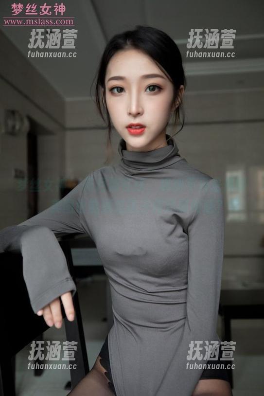 梦丝女神 - 花月舞在线，棉袜不只是保暖，美图也能通过袜子传达时尚感？