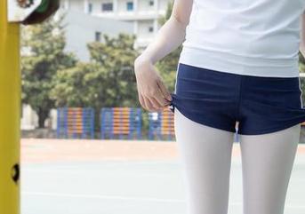森萝财团 – 小奶糕Milky高跟鞋的穿搭哲学——图库精选，看完只想说我也想这样！