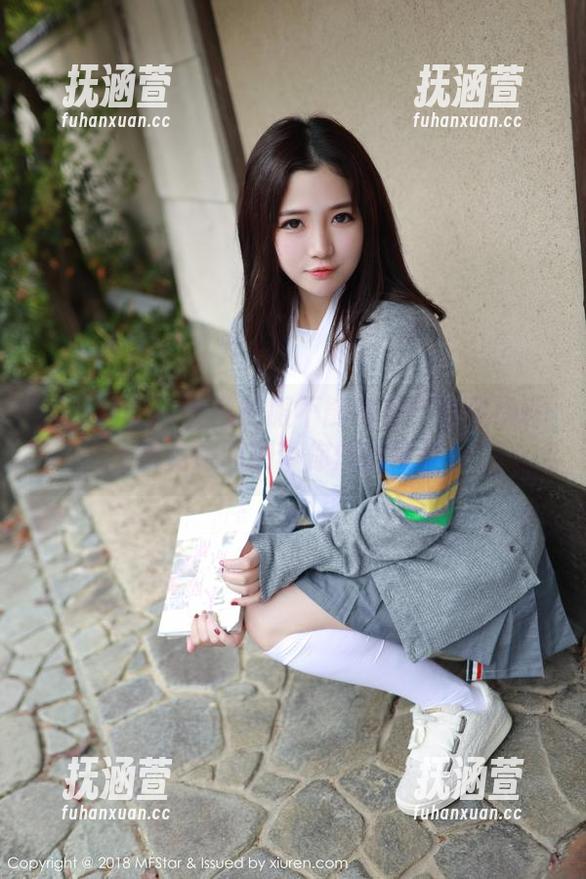 模范学院 - 谁说校服不能有范？佟蔓baby的免费图册带你燃烧青春！