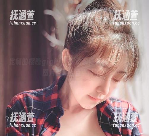 定制的樱晚gigi：浮躁的瞬间竟然如此美妙，图片都透出点小情绪。
