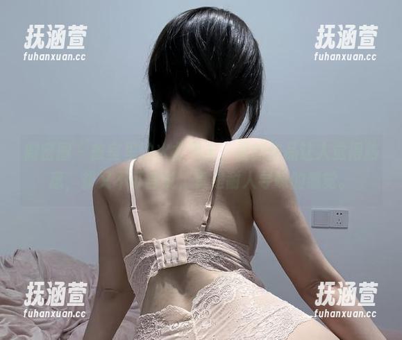 微密圈 - 教室里的火龙果羊，最新作品让人觉得熟悉，却又不可言说，真是耐人寻味的感觉。