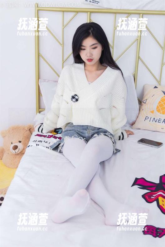物恋传媒-小竹 物恋传媒 - 黑夜眼睛下的小竹:精选套图,谁在悄悄看你?