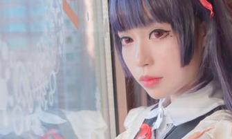 白易子教主的美足写真，仿佛在跟我悄悄说话…