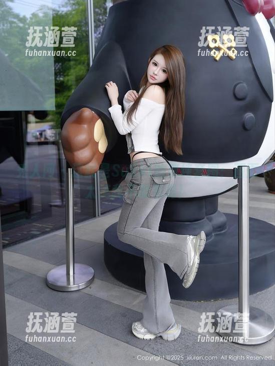 秀人网 - 这就是Sukki的清纯套图：画面太美我不敢看啊！
